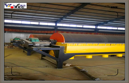 水选褐铁矿磁选机，四川水选褐铁矿磁选机_四川水选褐铁矿磁选机发展工作视频皮带及结构价格